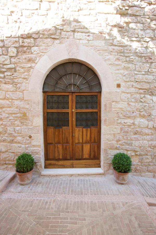 Le Dimore Arcangelo Giuseppe Assisi Bagian luar foto