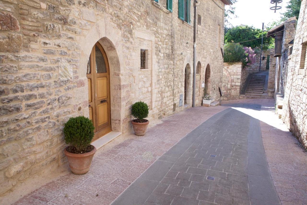 Le Dimore Arcangelo Giuseppe Assisi Bagian luar foto